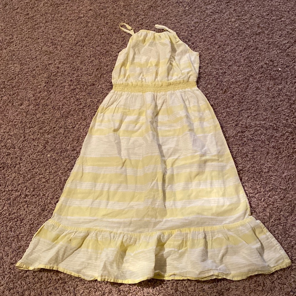 Girls dress